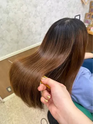 ロング 髪質改善のプロ✨りな さんのヘアスタイル