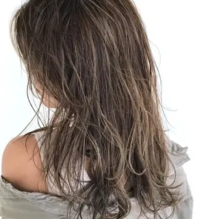 ロング カラー グランジヘア 無造作ヘアHYUGAのヘアスタイル