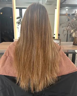 ロング カラー 柔らかカラー🫧/ 艶髪✨/ririkaのヘアスタイル