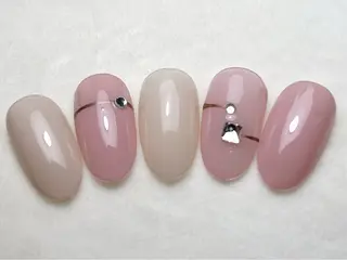ネイル Rs nail 新宿西口のネイルデザイン