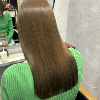 ロング カラー NUMBER_ ユイナのヘアスタイル