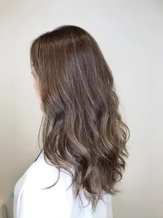 セミロング カラー ハイライト/髪質改善 ✂️十河祐輝のヘアスタイル
