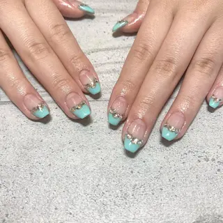 ネイル 岩本 真のネイルデザイン