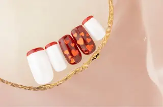 ネイル VINGT NAIL みなとみらい馬車道所属・千葉 朱莉のネイルデザイン