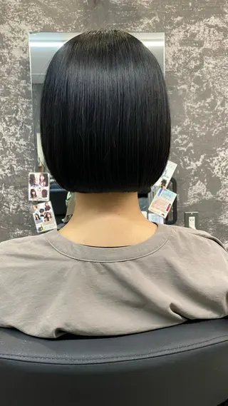 ミディアム レイヤーカット/韓国 ヘア/LILICAのヘアスタイル