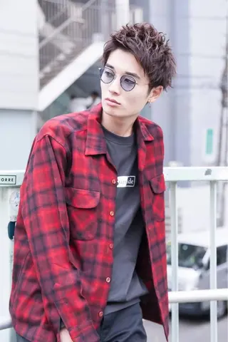 ショート カラー パーマ メンズ Steelo  渋谷所属・✴︎赤み除去カラー daichi✴︎のヘアスタイル