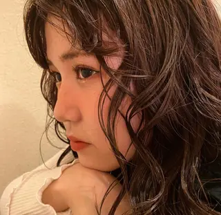 セミロング ミカ/名駅/レイヤー /ブリーチなしカラーのヘアスタイル