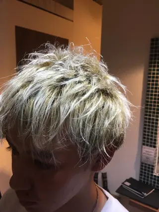 ショート カラー パーマ メンズ 朝3分でキマる 村上陸のヘアスタイル