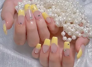 ネイル 🐳彩羽チップ 長さだし専門🐳のネイルデザイン