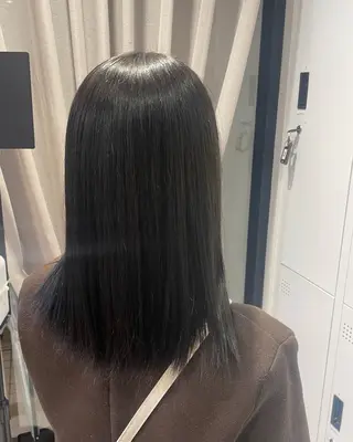 セミロング ハルカ/暖色カラー/ ブリーチカラーのヘアスタイル