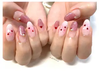 ネイル @.Freestyle 【フリースタイル】所属・根本 奈美のネイルデザイン