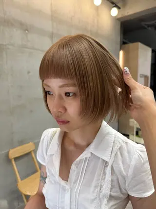 ショート カラー SALTWATER AYARIのヘアスタイル