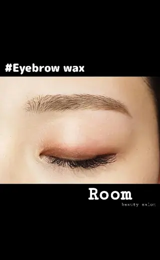 アイブロウ Room beautysalon所属・Room   〔 YUI 〕のマツエク・マツパデザイン
