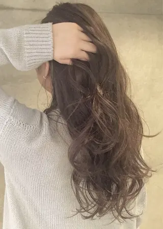 カラー 山村 佳世のヘアスタイル
