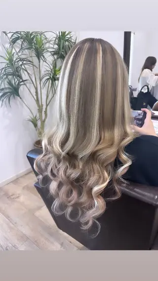 セミロング Le.Jardin hair produce所属・Le.jardin 假屋未来のヘアスタイル