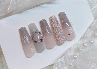 ネイル le'a-レア-【ア イ×ネイル×眉】のネイルデザイン