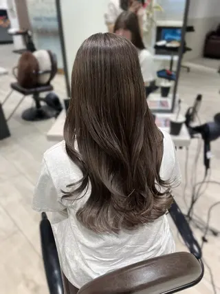 カラー RENA ショートモデル募集中のヘアスタイル