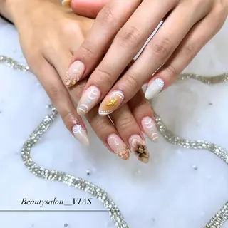ネイル VIAS 〜EYE&NAIL〜のネイルデザイン