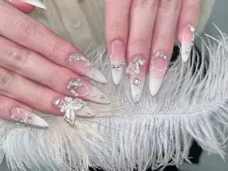 ネイル グロー ネイルのネイルデザイン