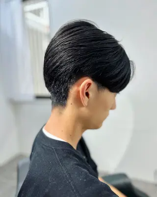 ショート メンズ CHELSEA  梅田所属・OKADA/メンズ /カット/眉/縮毛のヘアスタイル