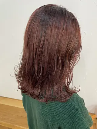セミロング カラー joli【ジョリ】所属・mayu ☺︎のヘアスタイル
