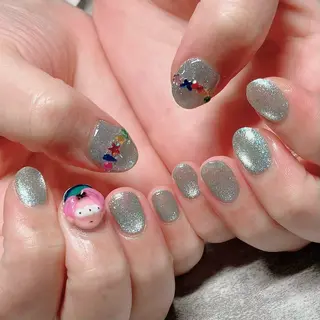 ネイル haleyume所属・shino🌟 痛ネイルのネイルデザイン