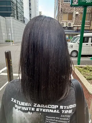 ミディアム Ako /クールカラー💙のヘアスタイル