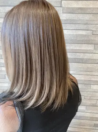 セミロング カラー Gain池下 レディースのヘアスタイル