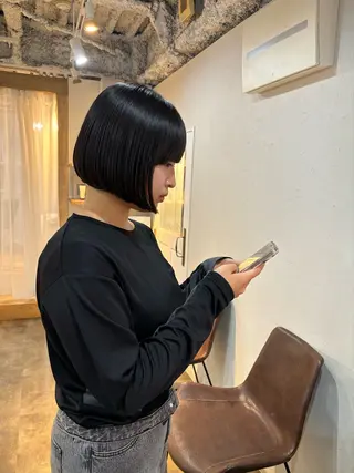 ショート 林　蓮／レイヤー /透明感カラーのヘアスタイル