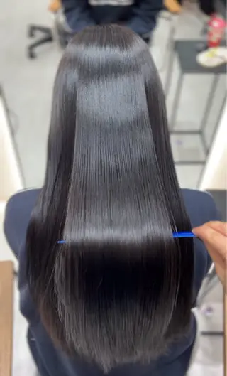 ロング 🩶レイヤー/艶髪/ 顔周り/韓国風/輝士のヘアスタイル