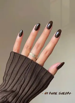 ミディアム H1 ネイル サロンのネイルデザイン