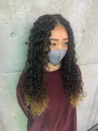 ロング パーマ HARURU🪮✨ ブレイズ海外ヘアのヘアスタイル