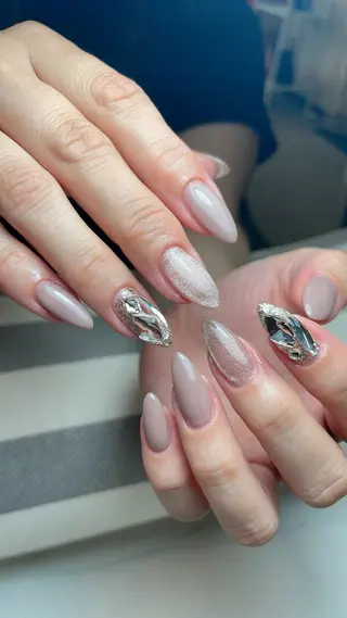 ネイル Munail サロン所属・むねいる nail salonのネイルデザイン