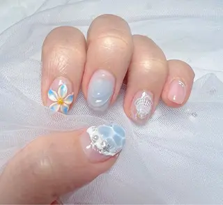 ショート 28ネイル フェンのネイルデザイン