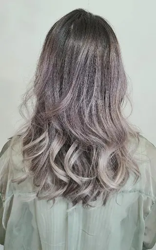 ロング カラー ヘアアレンジ 【大宮】デザイナー Anne 諳 アンのヘアスタイル