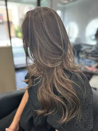 ロング LOHAS宮田 香奈のヘアスタイル