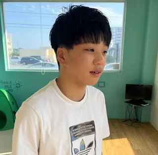 メンズ 宮成 佳歩のヘアスタイル