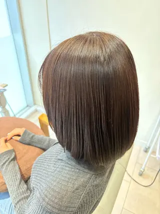 ミディアム カラー アベ ミスズのヘアスタイル