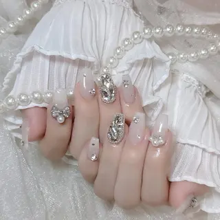 ネイル Rainrain💧 パーツ豊富、やり放題のネイルデザイン