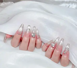 ネイル 🎀M nails✨ ビューティーのネイルデザイン