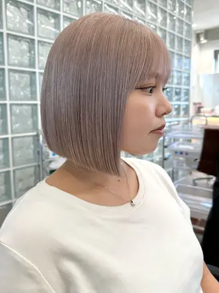 ショート cinq PROJECT所属・ミルクティーベージュ /三村克彦のヘアスタイル