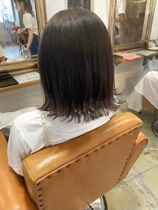 ショート 韓国レイヤーカット 🇰🇷透明感カラーのヘアスタイル