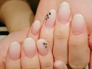 ネイル 川畑爪商店 品川高輪 同時施術が人気🌿のネイルデザイン