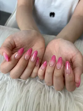 ネイル リアンナ 𝑰𝑶𝑹𝑰のネイルデザイン