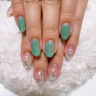 ネイル The Best Beauty受付担当のヘアスタイル