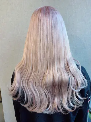 セミロング stylist ネネのヘアスタイル