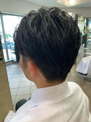 メンズ Ripps長居所属・メテオ ／ヘアカラー 西川菜実のヘアスタイル