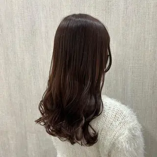 セミロング カラー 🫧透け感⋆艶髪💎 山口アヤカのヘアスタイル