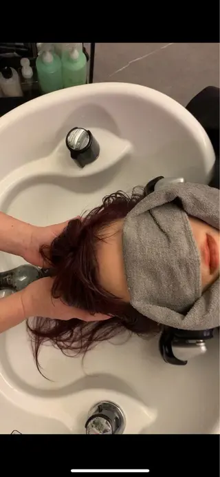 ミディアム THE./ブリーチ 透感カラー/髪質改善のヘアスタイル