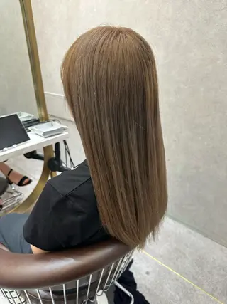 セミロング カラー ヘアアレンジ yuuto🌈 冬の透け感カラーのヘアスタイル